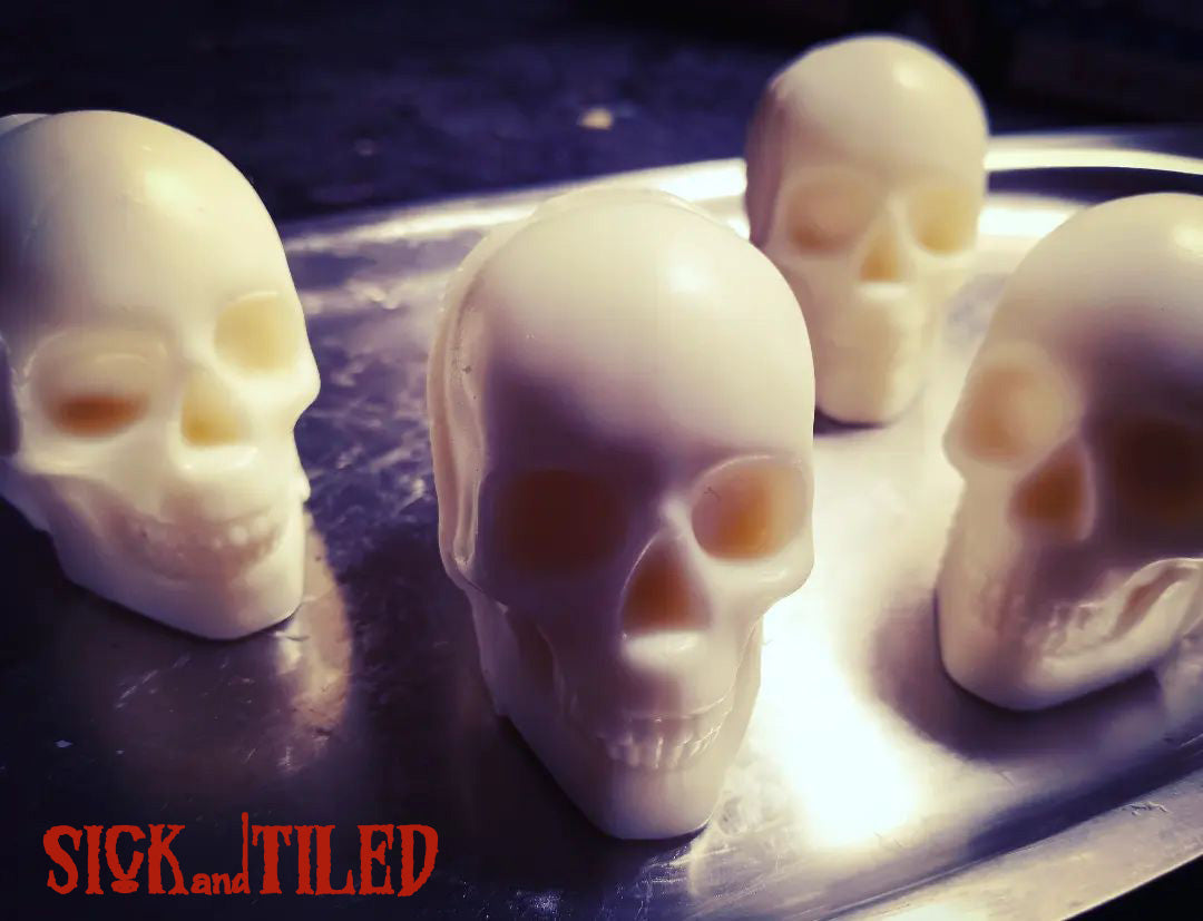 Organic White Mocha & Peppermint Mini Skull Decorative Face Soap